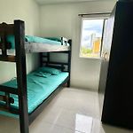 Apartamento amoblado cerca al mar